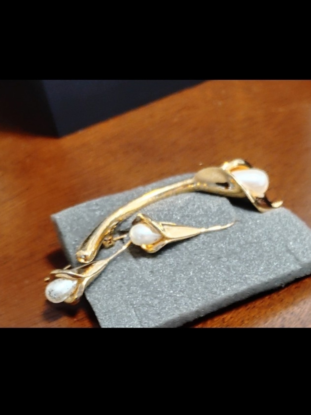 Gold Tone Calla Lily Brooch and Earrings Set with Pearlescent Accents